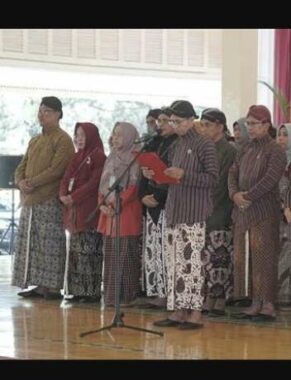 baju gagrak jogja